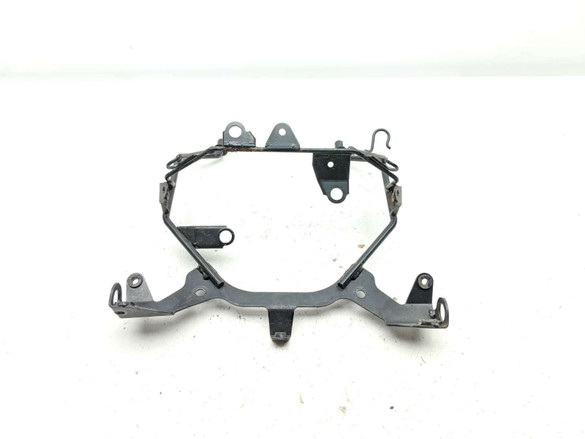 09 Suzuki Boulevard M90 Intruder VZ 1500 Upper Headlight Stay Bracket