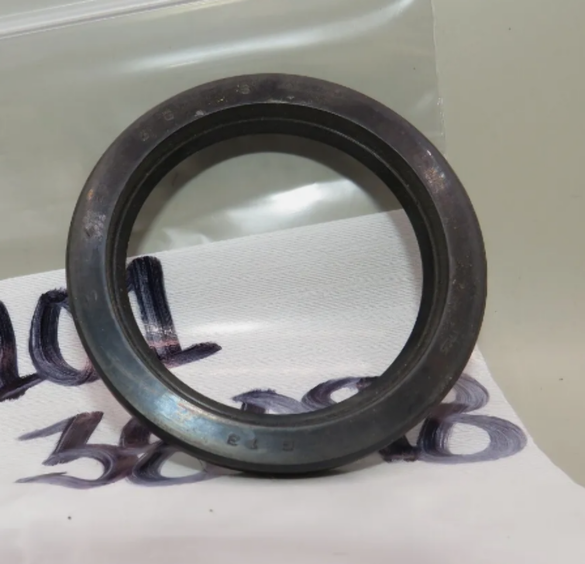NOS Yamaha XJ650 XJ700 XJ750 XV920 VMax Oil Seal Genuine OEM 93101-38098
