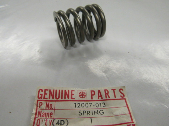 1974-85 KAWASAKI KZ KL KLR KLX KLF KLT OUTER VALVE SPRING NOS OEM 12007-013