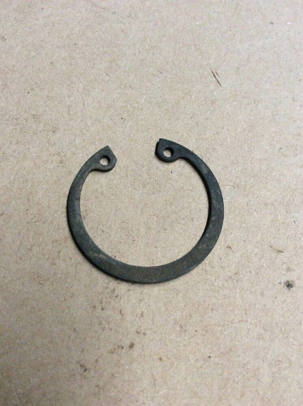 NOS Kawasaki Z1 H2 H1 F12MX Fork Piston CirClip # 44044-008 K301