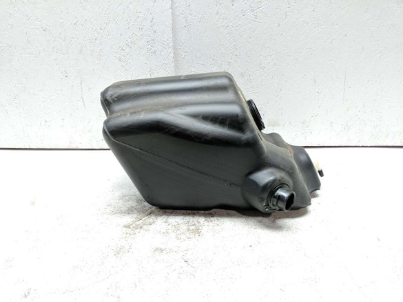 21 Polaris Slingshot Gas Fuel Tank Petrol Reservoir 5439290