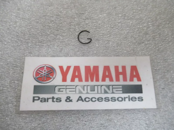 NOS Z88 Yamaha Circlip OEM Part 93450-11021
