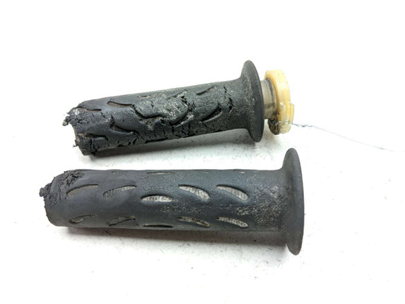 09 Suzuki DRZ400SM DRZ 400 Throttle Tube And Grips DAMAGED
