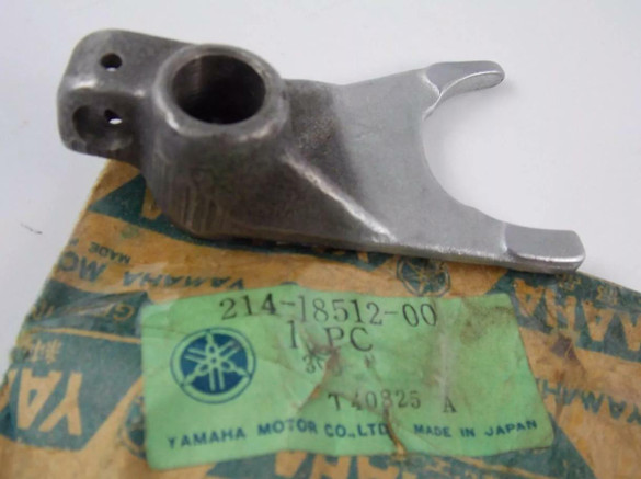 1968-1971 Yamaha DT1 RT1 AT1 CT1 OEM Shift Fork 2 214-18512-00