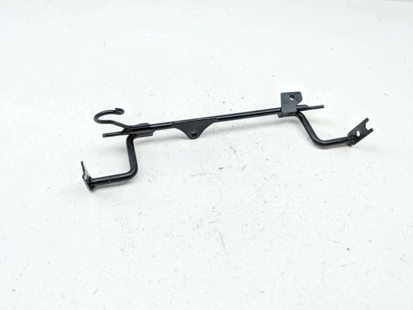 23 24 Honda XR150L E Front Fender Mount Bracket Holder