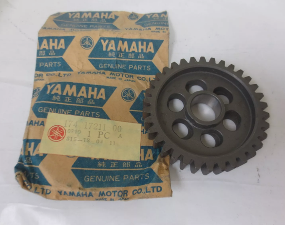 NOS Yamaha 1st Wheel Gear 1968-1975 YCS1 CS3 CS5 R5C RD200 RD250 RD350