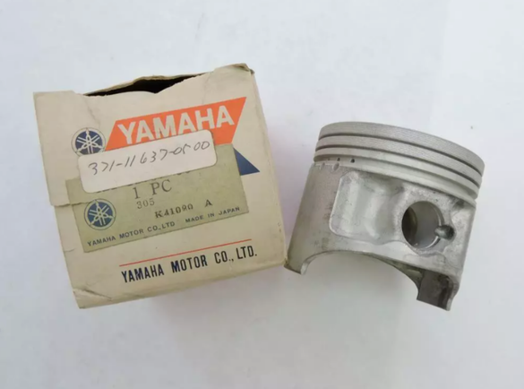1975-1977 Yamaha XS500 XS500C XS500D NOS OEM +0.75mm Piston 371-11637-05
