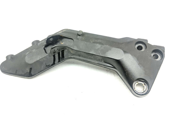 20 Husqvarna 401 Vitpilen Left Front Foot Peg Mount Bracket 286.03.038.000