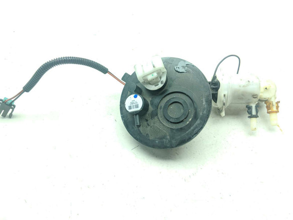 20 Harley Davidson Freewheeler FLRT Gas Fuel Pump Assembly