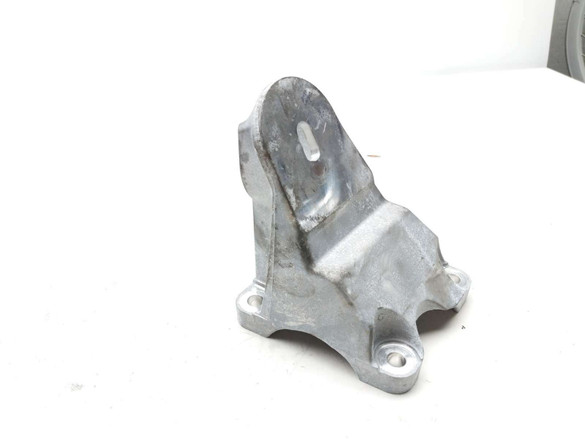 21 Polaris Slingshot Right Engine Motor Mount Bracket