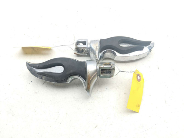 06-16 Suzuki VZR1800 M109R Boulevard Kuryakyn Driver Foot Pegs Flame Chrome