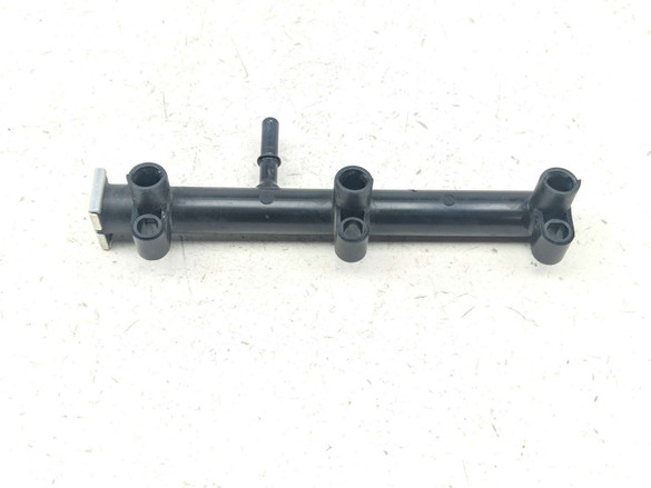 21-24 Triumph Trident 660 Gas Fuel Injector Rail PA66-GF33