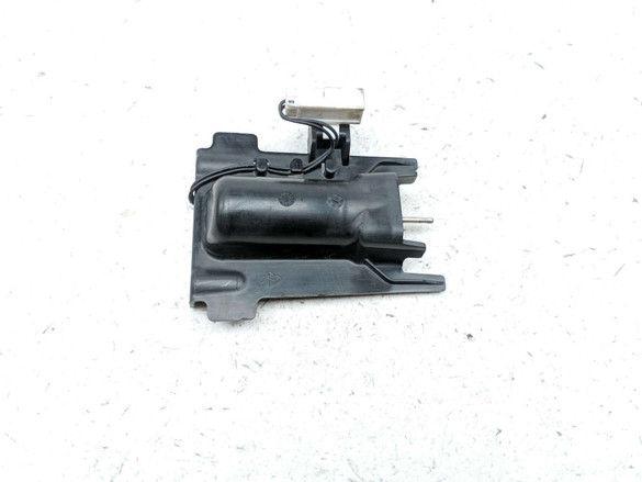 13-16 Triumph Trophy 1200 SE Windshield Motor Actuator Assembly