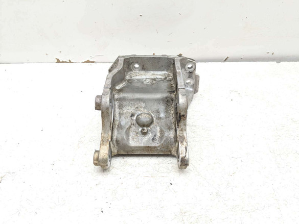 18 Kawasaki Mule Pro DXT KAF1000 Transmission Gear Box Case Mount Bracket