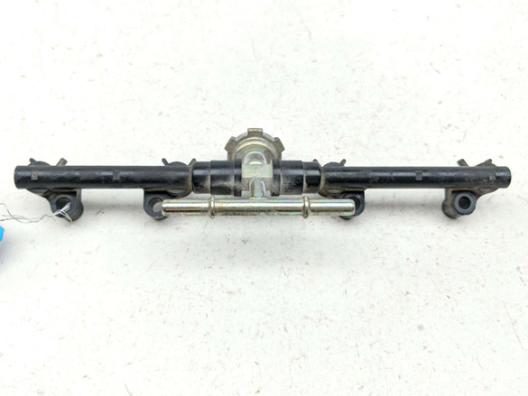 09-14 Yamaha YZF R1 Gas Fuel Injector Rail