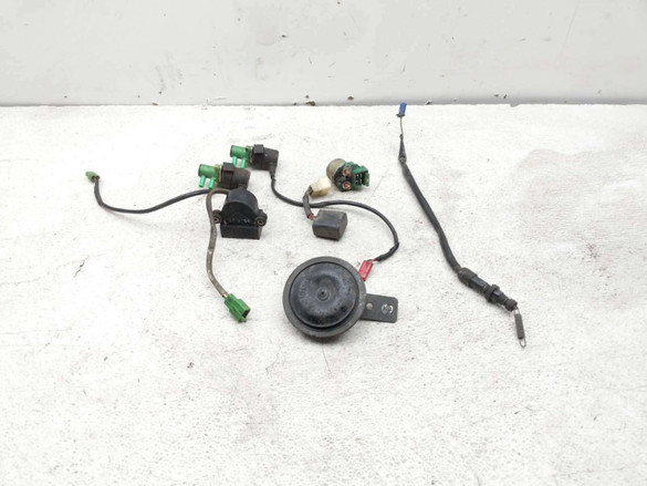 88-00 Honda GL1500 Goldwing  Relay Sensor Set Horn Starter Brake Tip Over 88-00 Honda GL1500 Goldwing  Relay Sensor Set Horn Starter Brake Tip Over