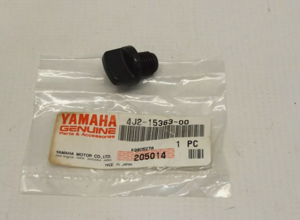 NOS Yamaha 4J2-15363-00-00 Oil Drain Plug OEM NEW (SS 4J2-15363-10-00)