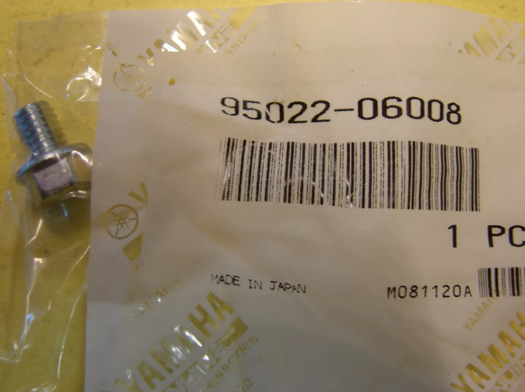 NOS GENUINE Yamaha Flange Bolt 95022-06008 NEW OEM