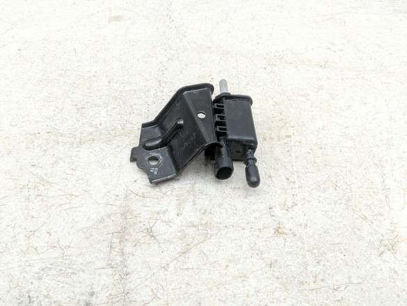 14-20 Polaris Slingshot SL EVAP Emissions Purge Solenoid 12579283