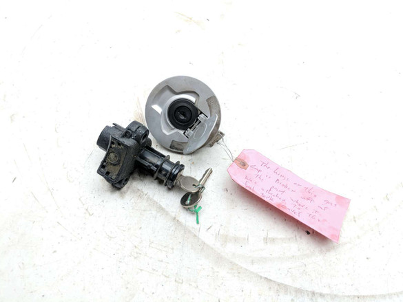 04 BMW Montauk R1200CL Lock Set Ignition Switch Cap Lock And Key