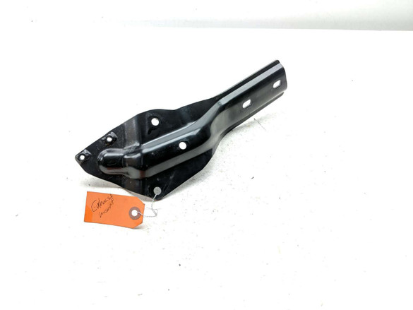 18 Harley XG750 Street 750 Exhaust Mount Bracket Holder TRSH PL