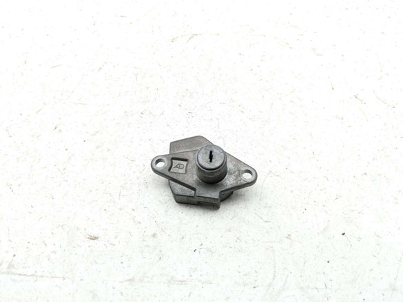 02 03 Kawasaki Ninja ZX9R ZX900 Passenger Helmet Lock No Key - Sun