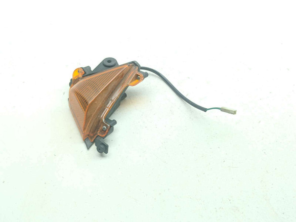 04 05 Kawasaki Ninja ZX10 ZX10R Front Right Turn Signal Flasher Indicator Light