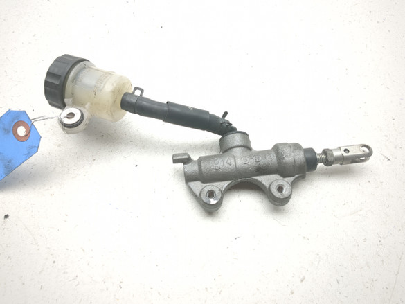09-16 Yamaha R6 YZF-R6R Rear Brake Master Cylinder