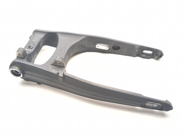 19-23 Indian Chieftain Dark Horse Rear Wheel Swing Arm Frame 5139825