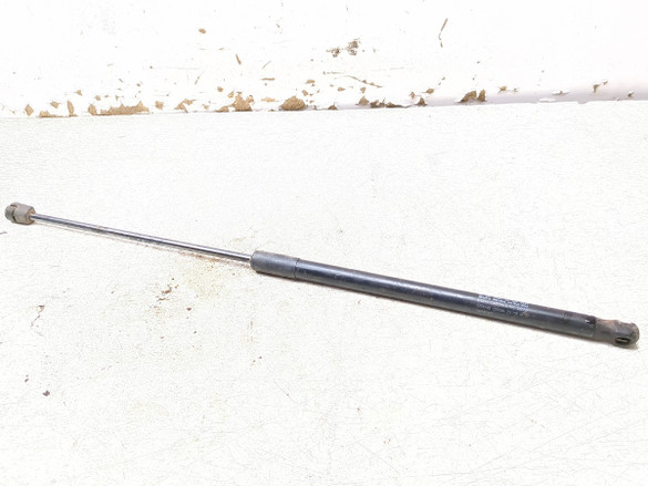 20 John Deere Gator XUV835 R Door Gas Strut