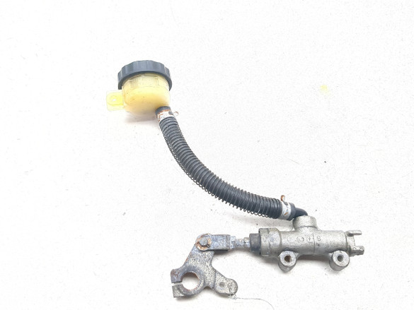 02 Kawasaki Vulcan 1500 Classic VN1500 Rear Brake Master Cylinder