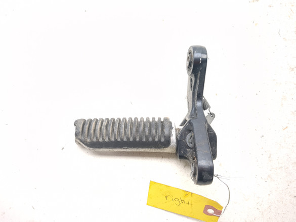 98-06 Suzuki Katana GSX 600 750 Front Right Driver Foot Peg