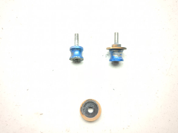 05 Suzuki SV650 Swing Arm Spools TRSH DW