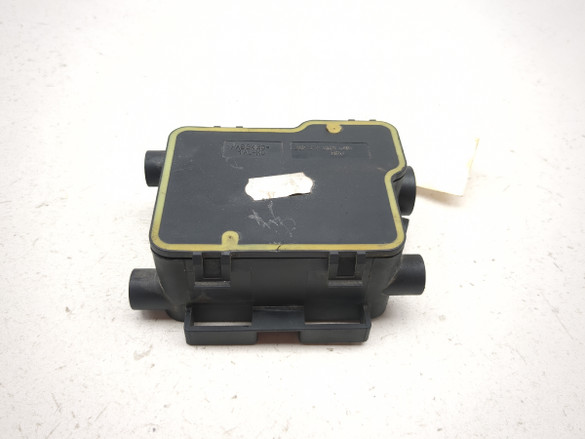 05-09 BMW R1200RT Throttle Cable Distributor 32737669400