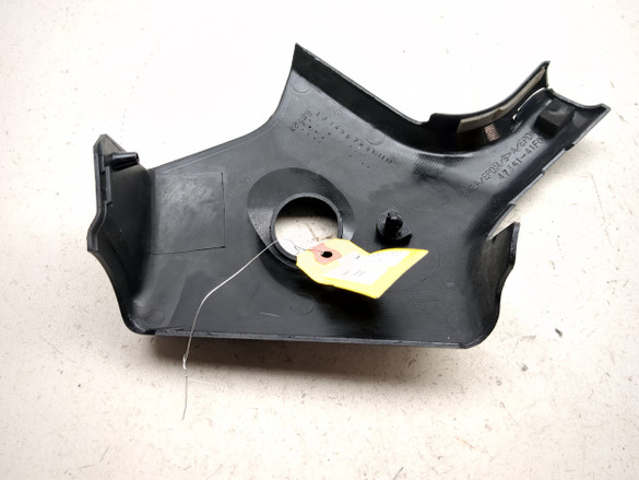 92-04 Suzuki VL 800 Intruder Front Left Right Neck Cover Panel