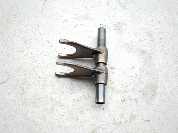 01-03 Suzuki GSXR 600 750 Shifter Fork B