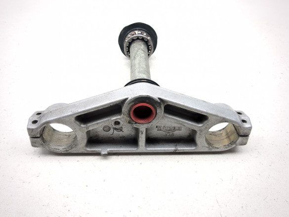 06 Triumph Sprint ST 1050 Bottom Lower Triple Tree Steering Clamp