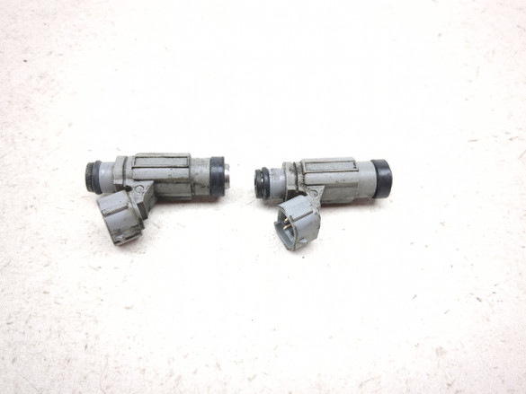 08 09 Suzuki C109R VLR1800 Gas Fuel Injectors 256081A