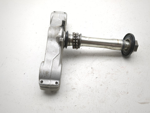 06 07 Kawasaki Ninja ZX10 ZX10R Bottom Lower Triple Tree Steering