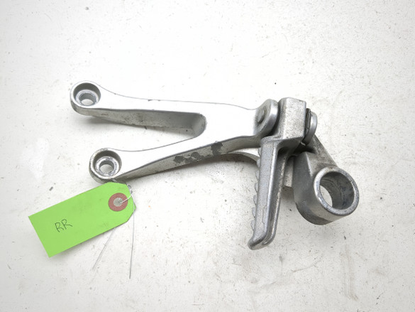 00-02 Kawasaki Ninja ZX6R ZX6 Rear Right Passenger Foot Peg