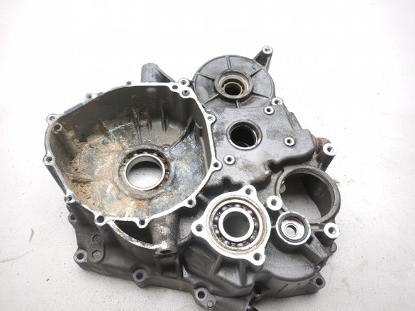 01-05 Honda Goldwing 1800 GL 1800 Engine Motor Stator Magneto Cover