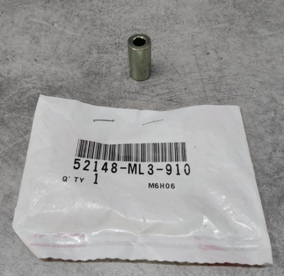 NOS Honda CR125 R CR250 R CR500 R Chain Guide Collar 52148-ML3-910