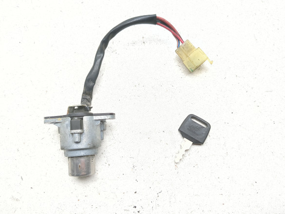 94-04 Honda VF750C Magna 750 Ignition Lock With Key