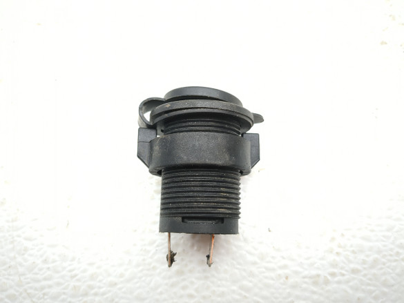 23-25 Can Am Outlander 500 12v Acsessory Outlet