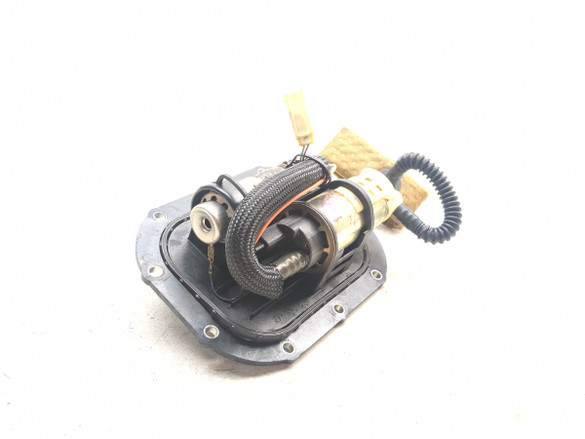 10-14 Victory Cross Roads  Petrol Gas Fuel Pump Assembly 2521020