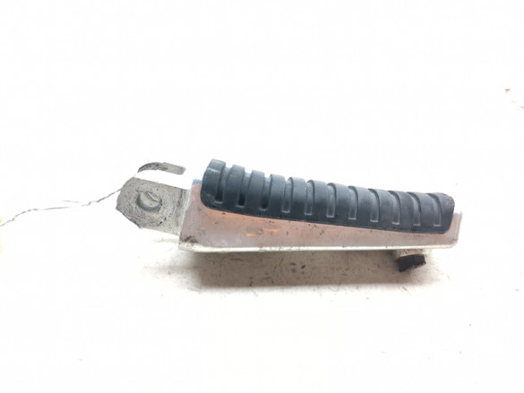 06-24 Suzuki VZR1800 M109R Boulevard BOSS Front Right Driver Foot Peg