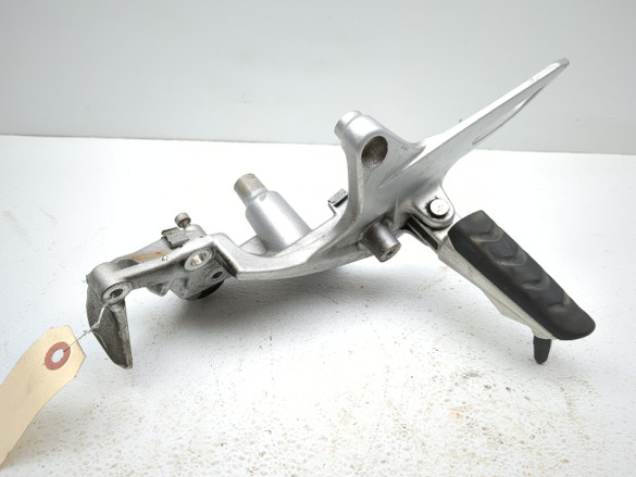 06-13 BMW F800ST Front Left Driver Peg Rearset 7678669 06-13 BMW F800ST Front Left Driver Peg Rearset 7678669