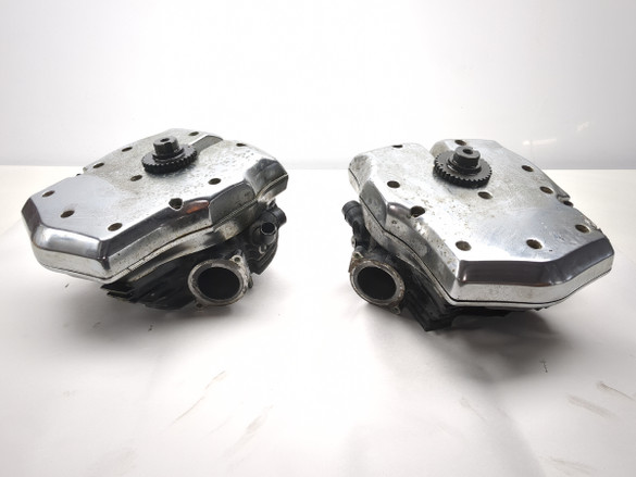 04-10 Kawasaki Vulcan 2000 VN2000 Motor Engine Cylinder Heads Set