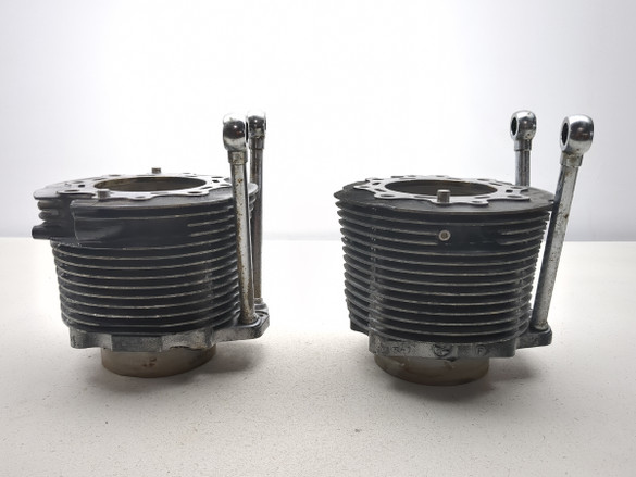 04-10 Kawasaki Vulcan 2000 VN2000 Engine Motor Cylinder Head Jugs Set Pair