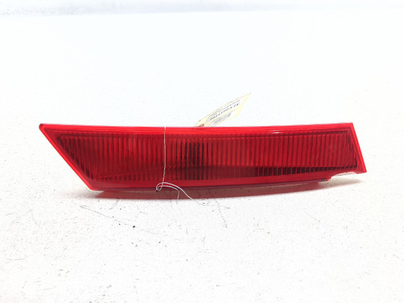 08-15 Victory Vision Tour  Rear Right Trunk Taillight Tail Brake Light Lamp Lens